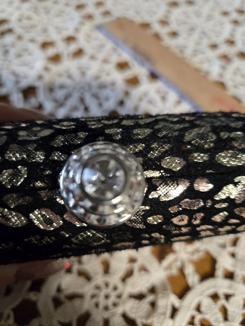 Metallic Leopard Print Hard-Shell Evening Clutch - Picture 5 of 6